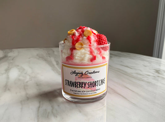 Strawberry Shortcake 12 oz Specialty Dessert Candle